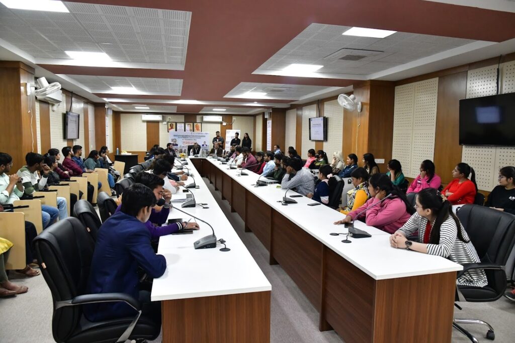 WhatsApp Image 2025-03-06 at 20.10.03 (1)