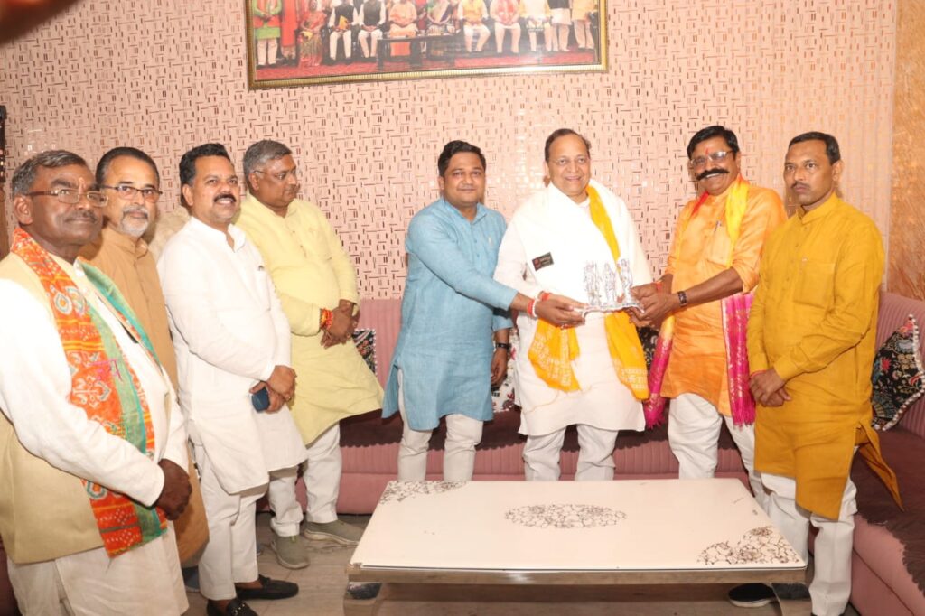 WhatsApp Image 2025-04-12 at 20.27.45