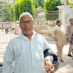 जिलाधिकारी गेट के सामने किराना व्यापारी की काटी जेब