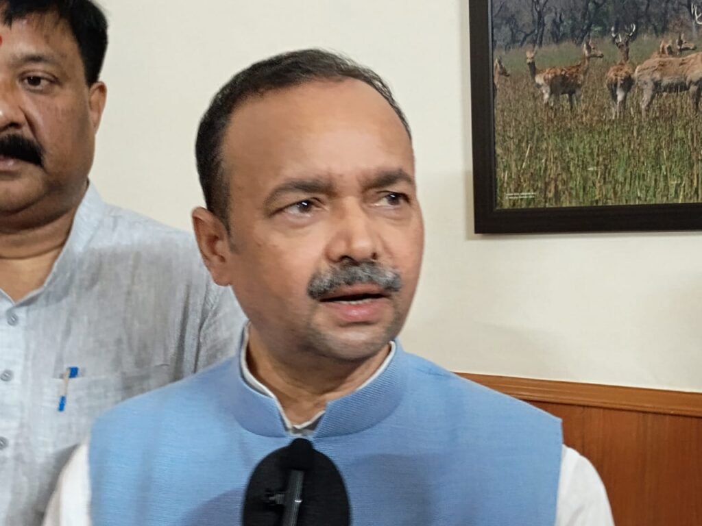 WhatsApp Image 2025-09-30 at 7.50.53 PM