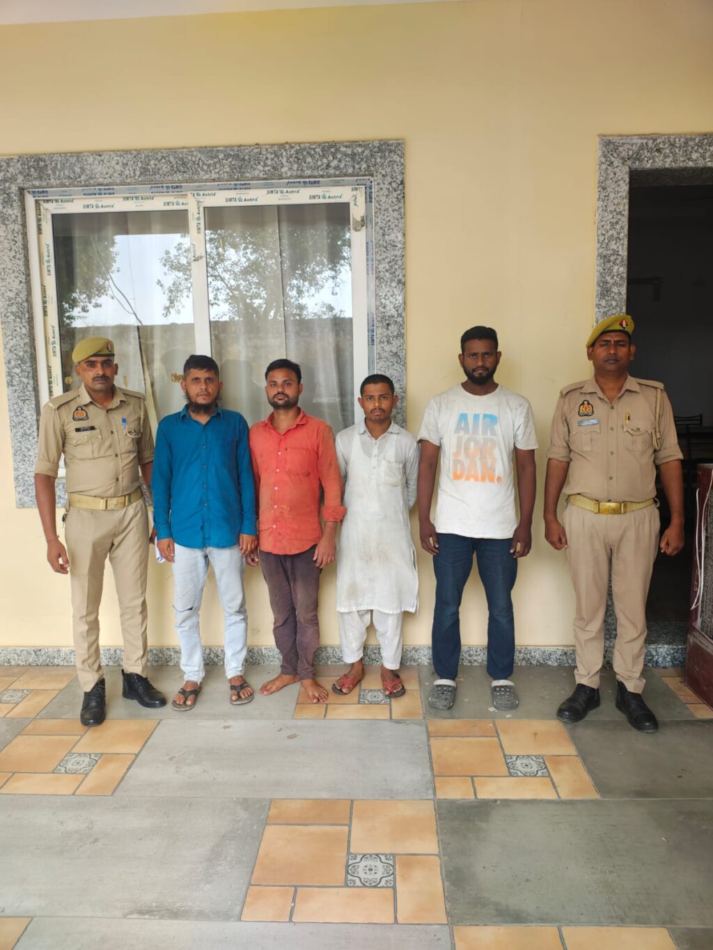 WhatsApp Image 2025-10-01 at 6.37.42 PM