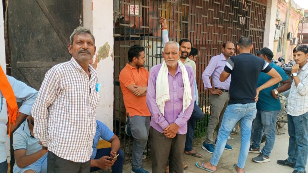 WhatsApp Image 2025-10-04 at 7.08.31 PM