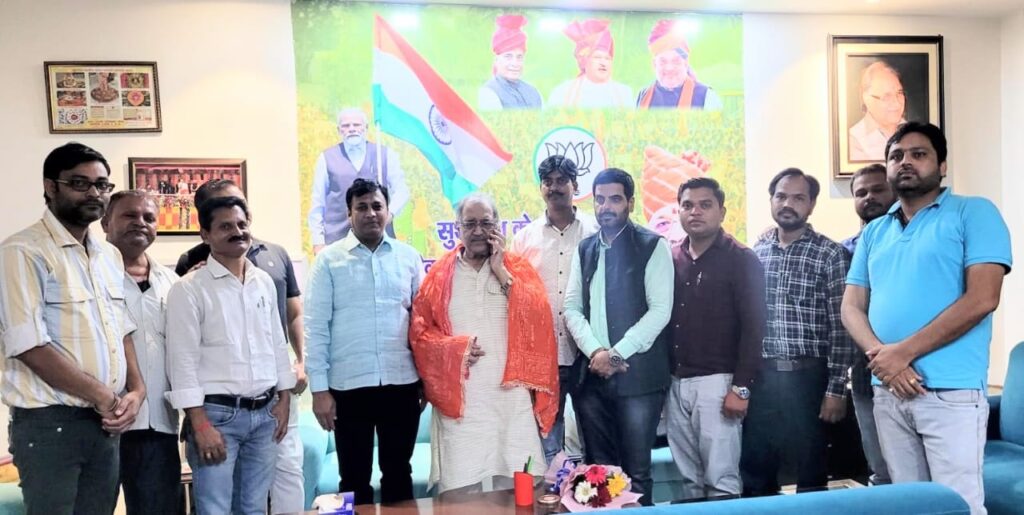 WhatsApp Image 2025-10-06 at 6.41.43 PM