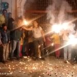 आर्य समाज अनाथालय में बच्चों के साथ मनाई दिवाली