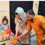 मुस्लिमों ने भी मनाई दिवाली,और आपसी भाईचारे का संदेश दिया