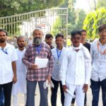 कोटेदार दे रहा राशन के साथ 100 रुपए का घटिया साबुन-पाउडर, डीएम से की शिकायत