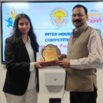 चरित्र अभिनय प्रतियोगिता में छात्रों का जलवा