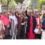 भुगतान में लापरवाही से नाराज़ आशा संगिनी संघ ने डीएम को सौंपा ज्ञापन