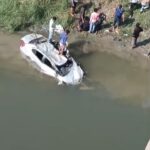 बड़ा हादसा टला: बैगुल नदी में 20 फीट नीचे गिरी कार, पांच लोग गंभीर घायल