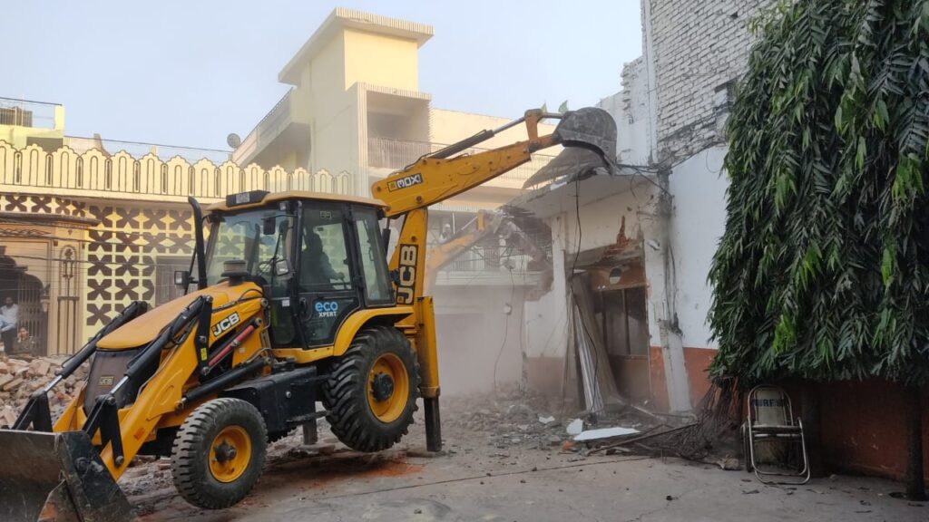 WhatsApp Image 2025-12-02 at 6.56.34 PM