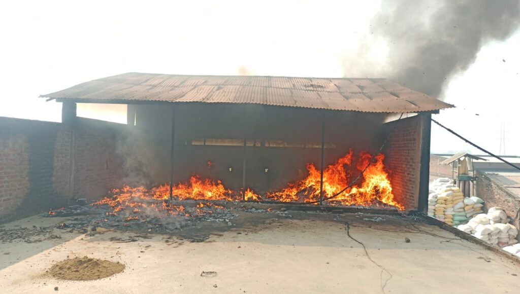 WhatsApp Image 2025-12-06 at 9.06.00 PM