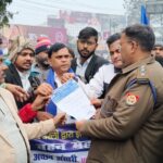 एडवोकेट महजबीन हत्याकांड में गिरफ्तारी की मांग को लेकर भीम आर्मी का धरना दिया ज्ञापन