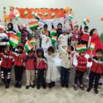 किड्स प्लेनेट प्ले ग्रुप के विद्यार्थियों ने 77 वें गण तन्त्र दिवस के उपलक्ष्य कार्यक्रम में किया प्रतिभाग