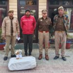 पुलिस ने 5 लीटर अवैध कच्ची शराब सहित एक को दबोचा