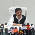 पूर्व मंत्री आबिद रजा ने रुदायन में तीन मुस्लिमों के साथ मारपीट का मुद्दा उठाया