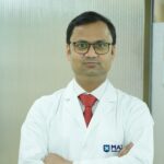 कैंसर में कब और क्यों जरूरी होती है सर्जरी जानिए सही समय और सही इलाज