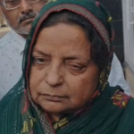 बदायूँ के HPCL में मारे गए मैनेजर के माता-पिता ने कहा खाकी औऱ खादी ने मिल कर हत्या कराई,फांसी की मांग