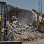 बदायूं के HPCL के दो अधिकारियों की हत्या पर योगी का बड़ा एक्शन,आरोपी की 11 दुकानें ध्वस्त की