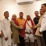 भाजपा के 47वें स्थापना दिवस पर वरिष्ठ नेताओं का किया सम्मान