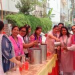 भीषण गर्मी में रोटरी क्लब फ्रेगरेंस ने बांटा शरबत