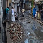 चार माह से बदहाल सड़क, बारिश में बढ़ी मुसीबत