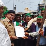 बदायूँ में भाकियूं ने खेड़ा नवादा पुलिस चौकी का घेराव कर विरोध प्रदर्शन किया, नारेबाजी