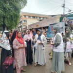 वर्क ऑर्गेनाइजेशन ने जिला अस्पताल में मरीजों व तीमारदारों को बांटे भोजन पैकेट