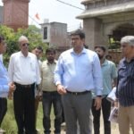 नाथ कॉरिडोर निर्माण कार्य का मंडलायुक्त ने किया निरीक्षण, गुणवत्ता से समझौता न करने के निर्देश